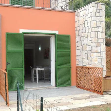 Agriturismo Un Mare Di Fiori Apartamento